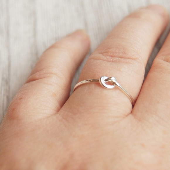Sterling silver skinny knot ring - Picture 3 of 4